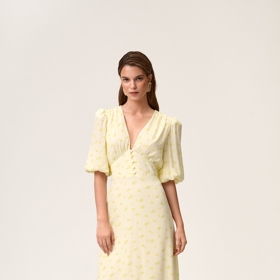 Adoore, 165 eur
Adoore, 165 eur
