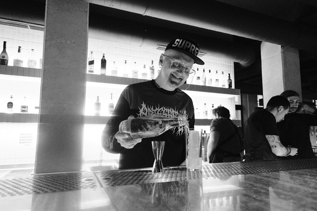 Světově uznávaný barman: „To, co vypadá skvěle na Instagramu, ještě nemusí být dobrý bar“ 