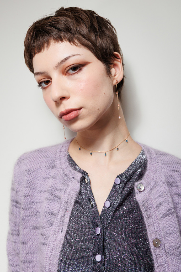 Pixie cut na jaro 2025
Pixie cut na jaro 2025