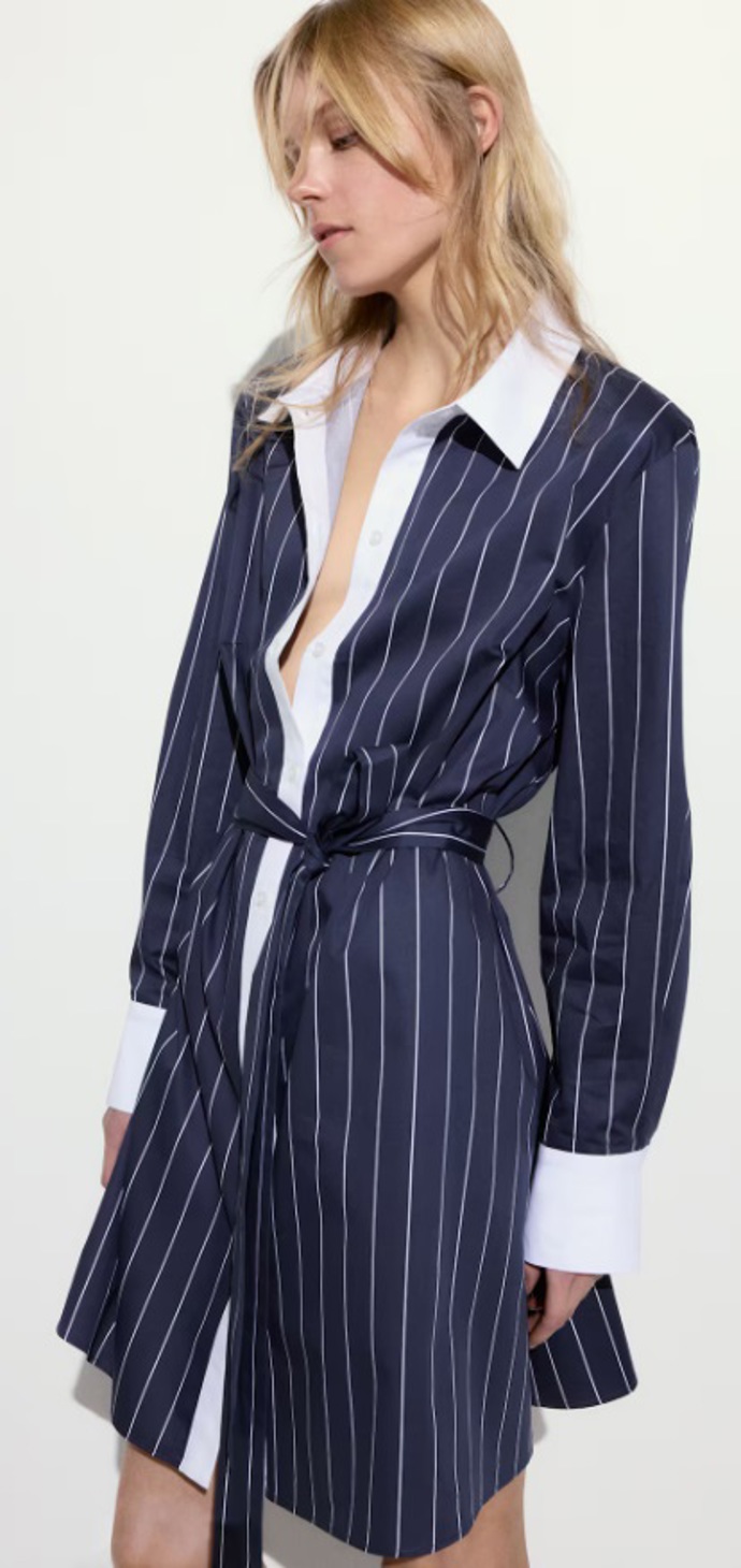 Košilové šaty s vázacím páskem, H&M, 839 Kč
