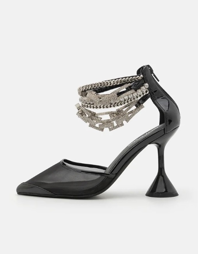 Lodičky na originálním podpatku, Jeffrey Campbell, 2 760 Kč
