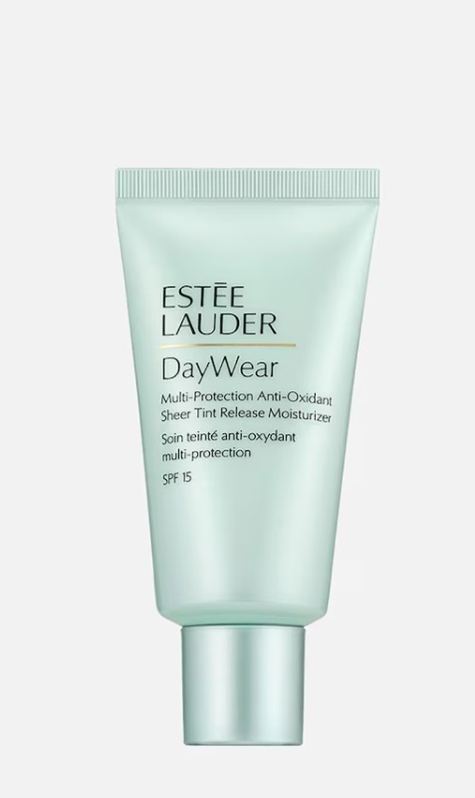 Tónovací denní krém s SPF 15, Douglas, 459 Kč
