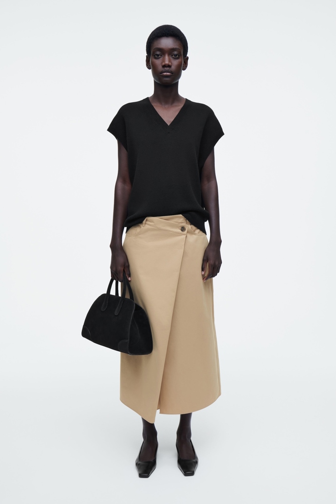 Cos, 99 eur
Cos, 99 eur