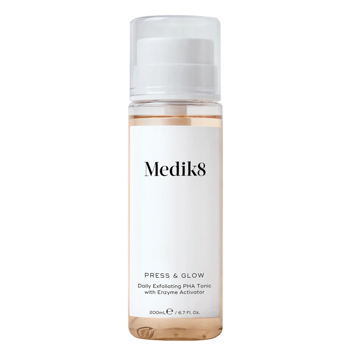 Exfoliační PHA tonikum, Medik8, 960 Kč
