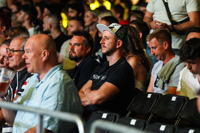 Jakub je častým návštěvníkem MMA zápasů a sám také jednou vlezl do ringu
Jakub je častým návštěvníkem MMA zápasů a sám také jednou vlezl do ringu
