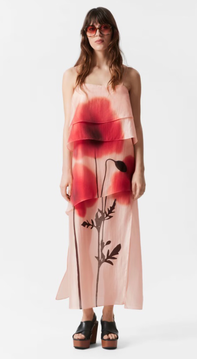 Maxi šaty s květinovou aplikací, H&M, 3 990 Kč
