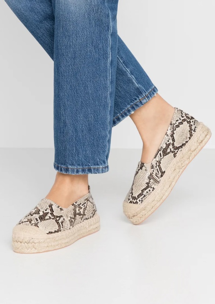 Espadrilky s hadím vzorem, Even&Odd, 890 Kč
