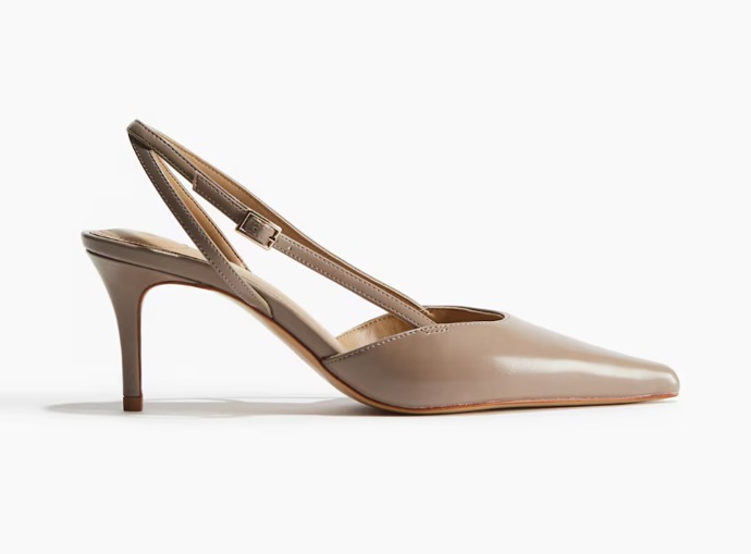 Špičaté střevíčky, H&M, 719 Kč

