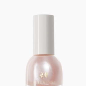 Perleťový lak na nehty, H&M, 99 Kč
