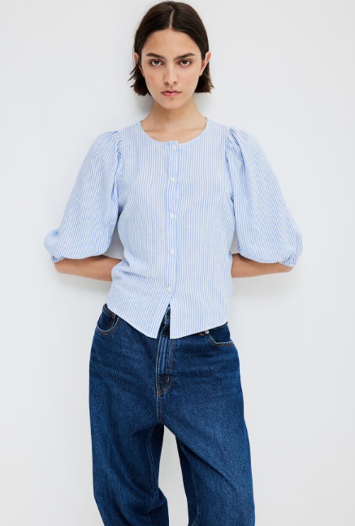 Halenka z lněné směsi, H&M, 479 Kč
