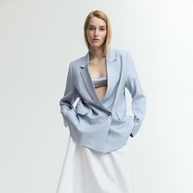 H&M, 839 Kč

