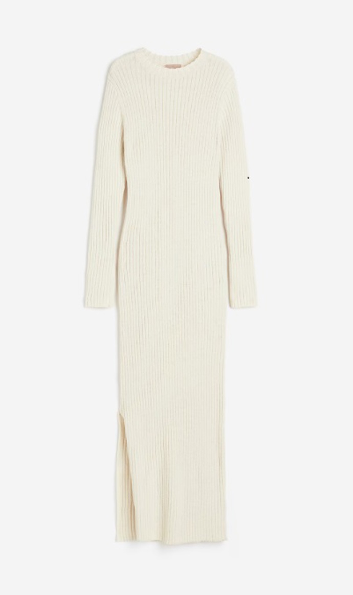 Dlouhé šaty z žebrovaného úpletu, H&M, 1 199 Kč
