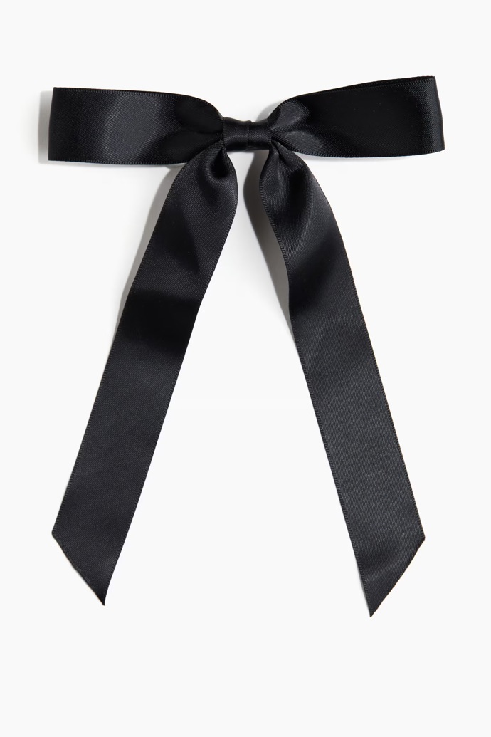 Mašle do vlasů, H&M, 99 Kč
Mašle do vlasů, H&M, 99 Kč