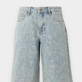 Džínové bermudy, Guess Originals, 2 860 Kč
