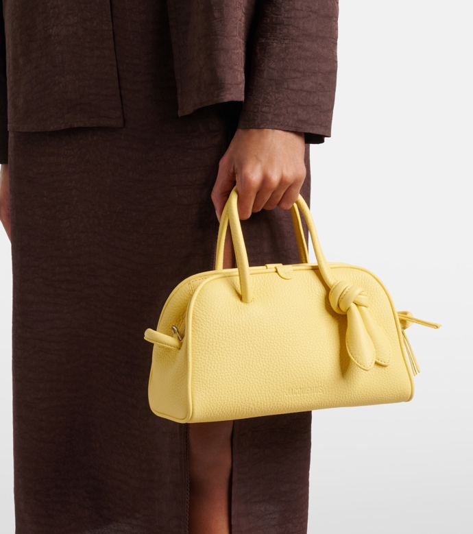 Jacquemus, 890 eur
Jacquemus, 890 eur