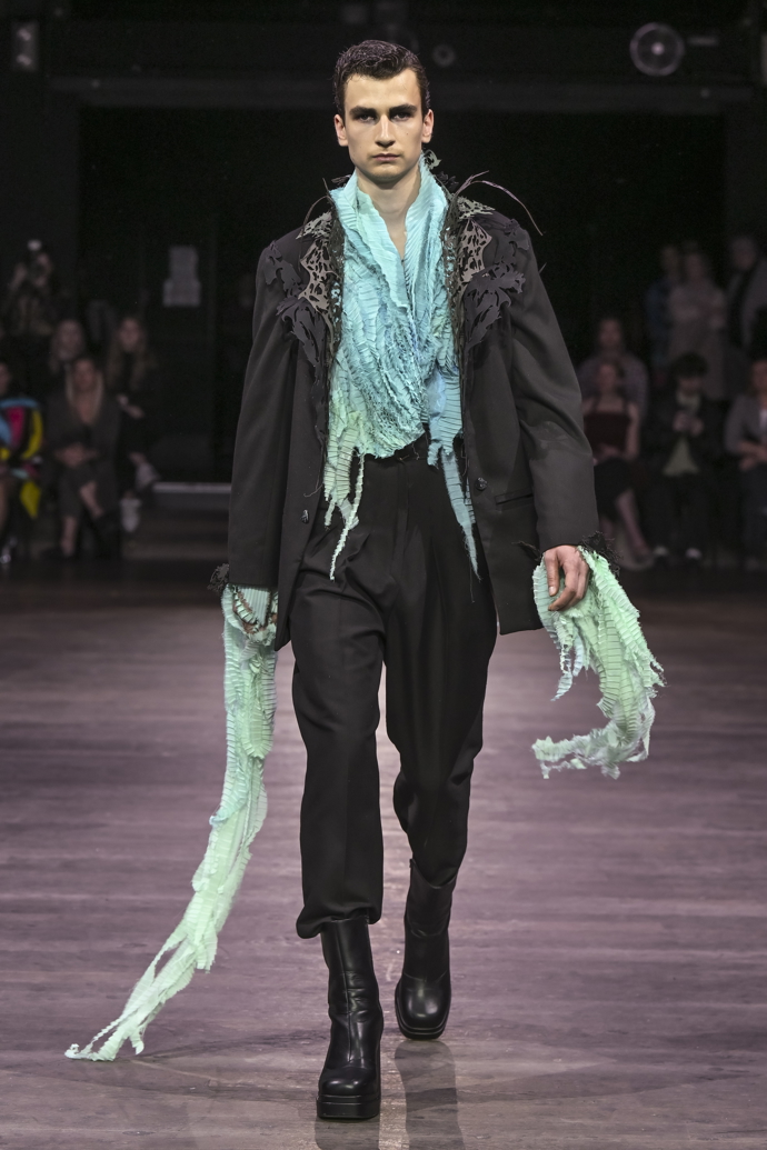 Jakub Mikulášek se stal hlavním vítězem soutěže Mattoni Young Fashion Stars
