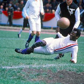 Pelé byl na zeleném trávníku nepřekonatelný
