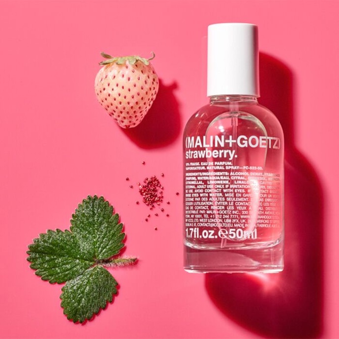 Parfém, Malin+ Goetz – Strawberry, od 100 USD
Parfém, Malin+ Goetz – Strawberry, od 100 USD