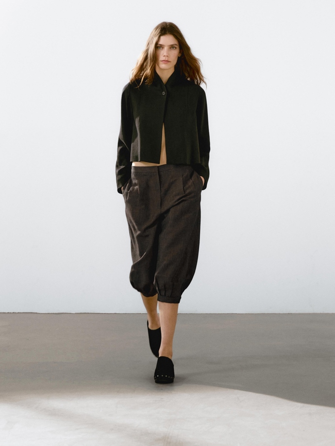 Massimo Dutti, 2699 Kč
Massimo Dutti, 2699 Kč