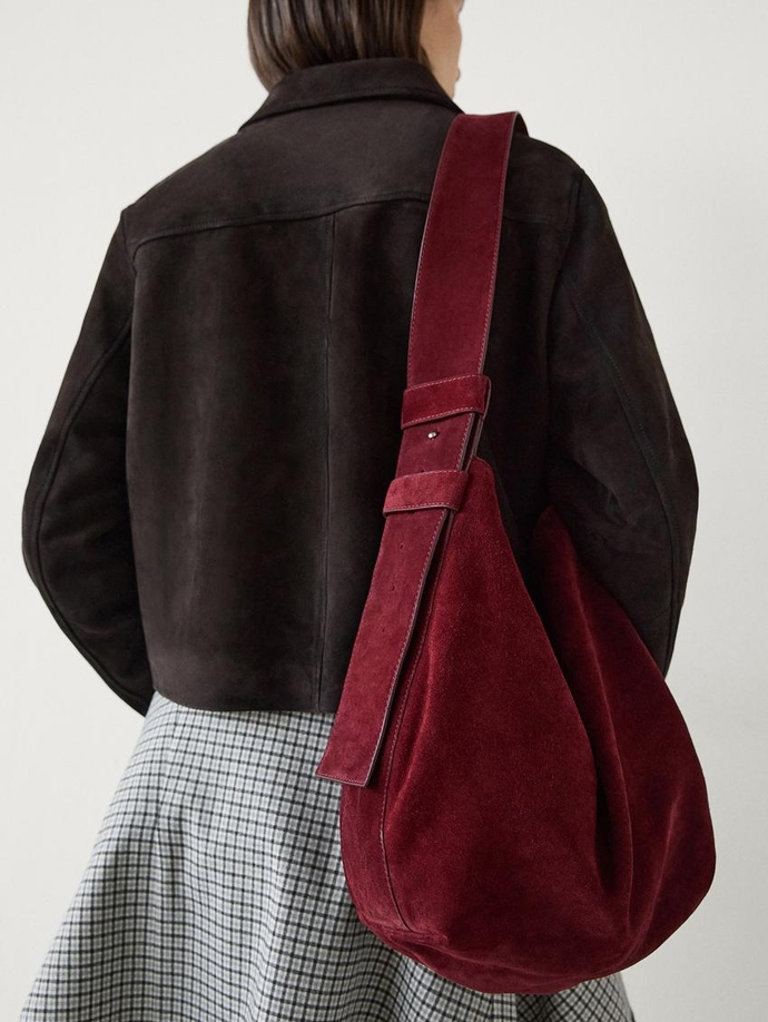 Massimo Dutti, 9999 Kč
Massimo Dutti, 9999 Kč
