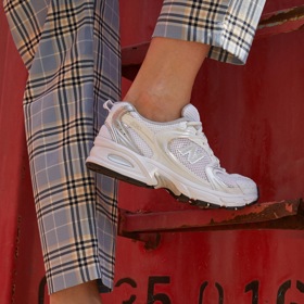 Bílé tenisky, New Balance MR530, 3000 Kč
