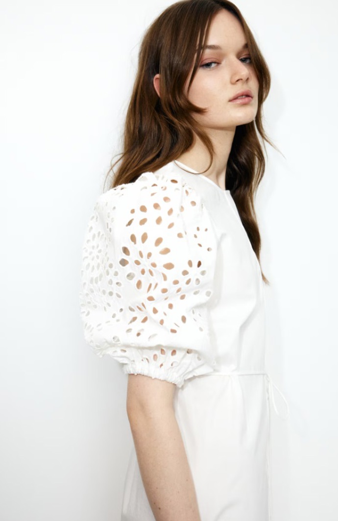 Šaty s rukávy z madeiry, H&M, 719 Kč
