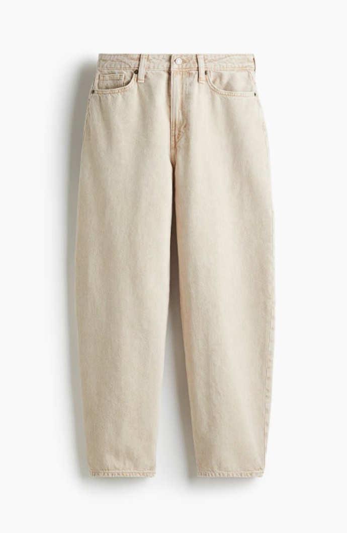 Barrel High Jeans, H&M, 839 Kč
