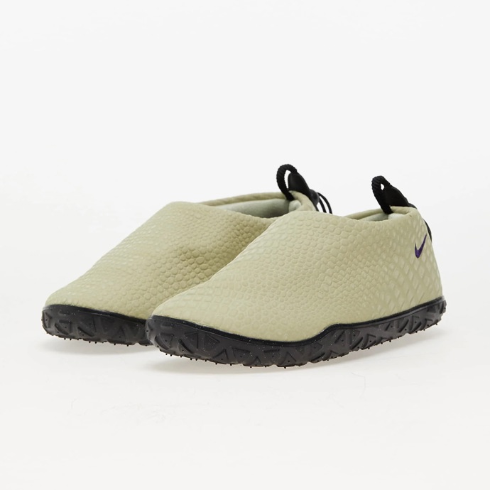 Tenisky, Nike – ACG Moc Premium, 2399 Kč
