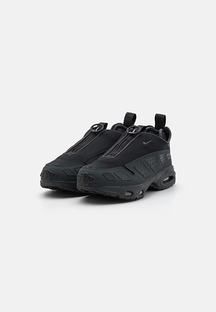 Tenisky, Nike –Air Max SNDR GTX, 4800 Kč
