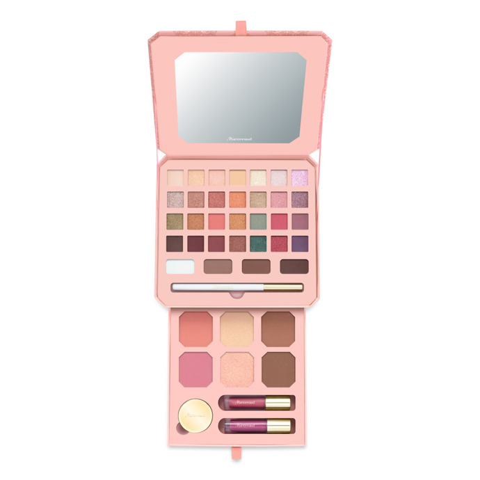 Paletka na oči, rty a tváře My Eternal Beauty Palette, Marionnaud, 599 Kč
