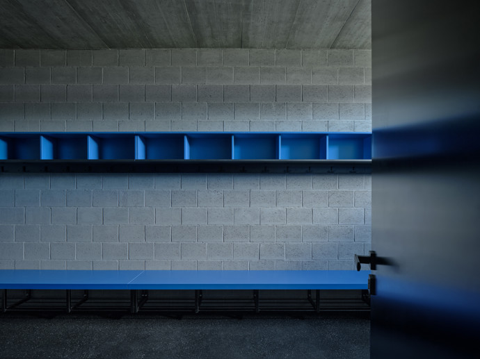 Cílem modernizace bylo vytvořit kvalitní sportovní prostředí odpovídající současným potřebám klubu i celé komunity. Došlo k rozšíření hracích ploch, vzniklo nové tréninkové hřiště s umělým trávníkem a osvětlením, workoutové hřiště, a především nový objekt zázemí klubu s šatnami, klubovnou, občerstvením a prostorem pro regeneraci a tribunu s kapacitou 120 diváků. Novinkou je také nový vstup s parkovištěm, který plně respektuje historický ráz návsi. 

