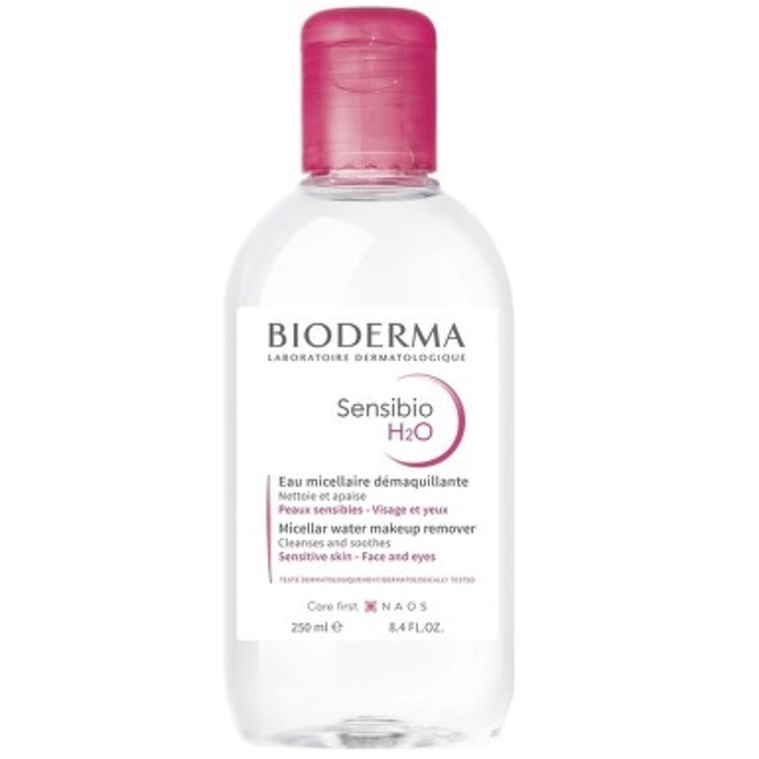 Sensibio H2O micelární voda pro citlivou pleť 250 ml, Bioderma, 309 Kč
Sensibio H2O micelární voda pro citlivou pleť 250 ml, Bioderma, 309 Kč