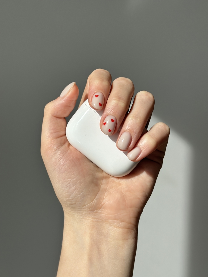 Manikúra pro milovnice minimalismu
