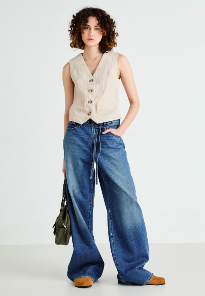 Baggy džíny, Levi's®, 3120 Kč
Baggy džíny, Levi's®, 3120 Kč
