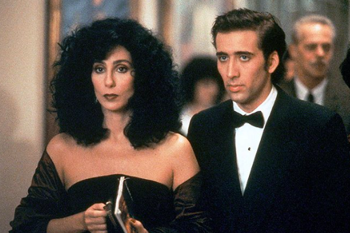Cher ve filmu Pod vlivem úplňku
Cher ve filmu Pod vlivem úplňku