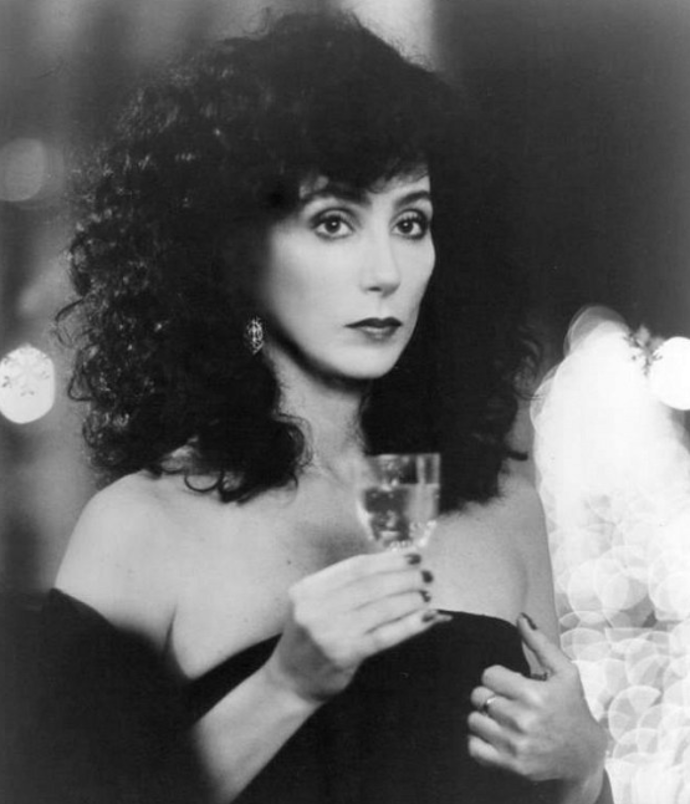 Cher ve filmu Pod vlivem úplňku
Cher ve filmu Pod vlivem úplňku