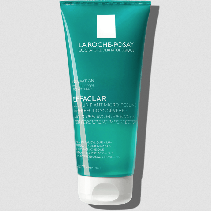 La Roche-Posay Effaclar Čisticí mikropeelingový gel čistí pleť důkladně a do hloubky. Obsahuje LHA a kyselinu salicylovou pro mikroexfoliaci a uvolnění ucpaných pórů. 439 Kč
La Roche-Posay Effaclar Čisticí mikropeelingový gel čistí pleť důkladně a do hloubky. Obsahuje LHA a kyselinu salicylovou pro mikroexfoliaci a uvolnění ucpaných pórů. 439 Kč