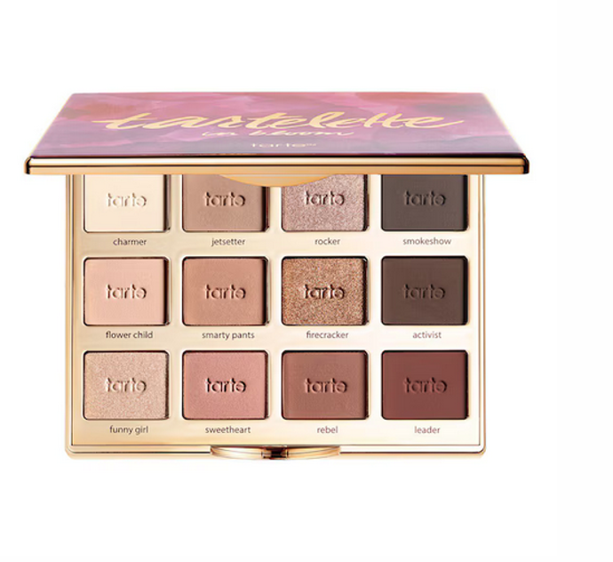 paletka očních stínů In Bloom Amazonian Clay značky Tartelette, 1190 Kč
