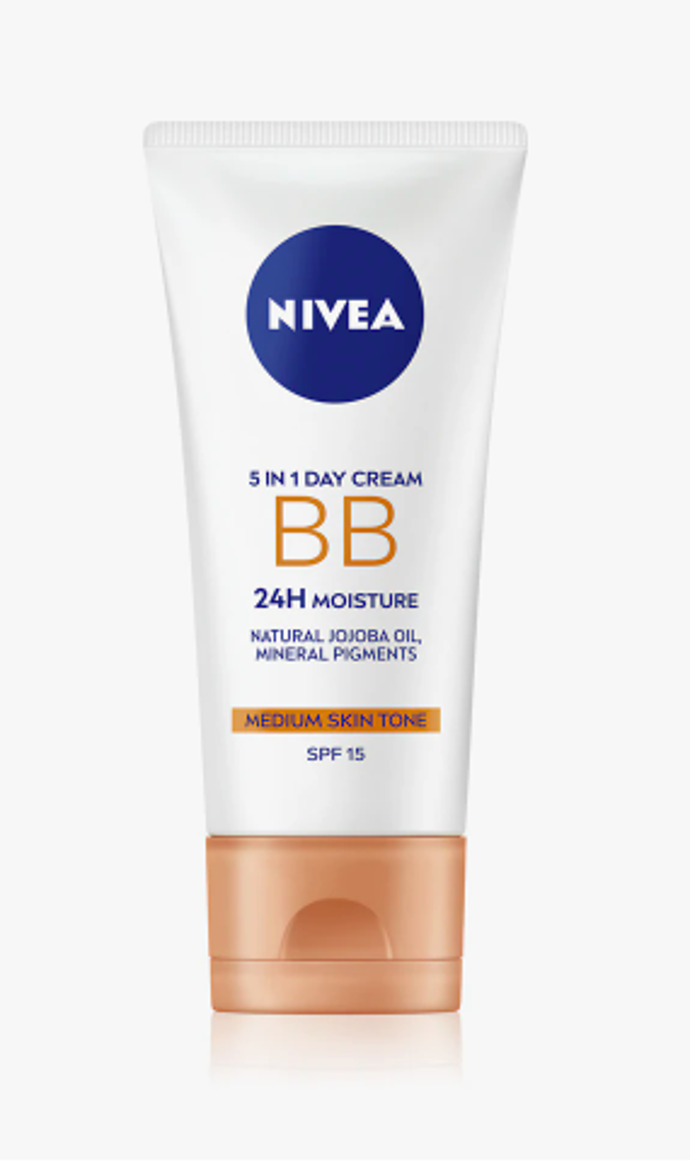 BB krém s SPF, Nivea, 249 Kč
BB krém s SPF, Nivea, 249 Kč