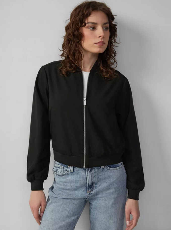Bunda, 1.399
Bunda, 1.399