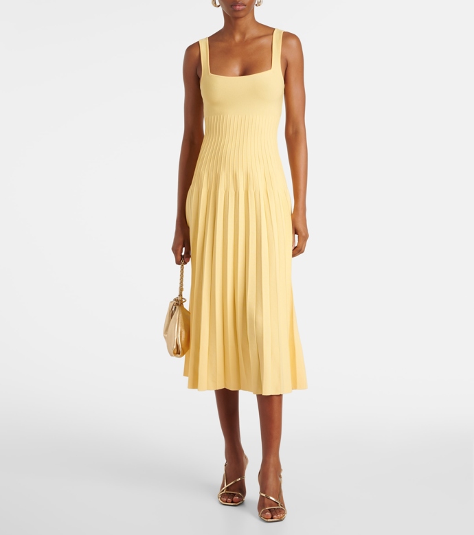 Staud, 238 eur
