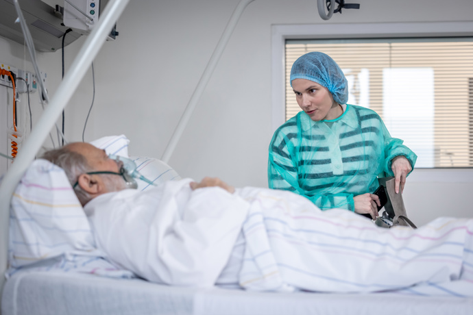 Nekonečný seriál Ulice sleduje dramatické osudy několika spřátelených rodin žijících v sousedství
