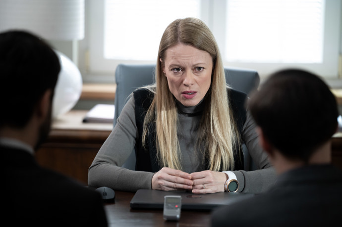 Nekonečný seriál Ulice sleduje dramatické osudy několika spřátelených rodin žijících v sousedství
Nekonečný seriál Ulice sleduje dramatické osudy několika spřátelených rodin žijících v sousedství