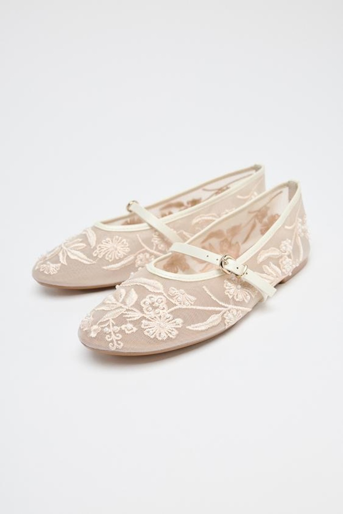 Zara 1299 Kč
Zara 1299 Kč