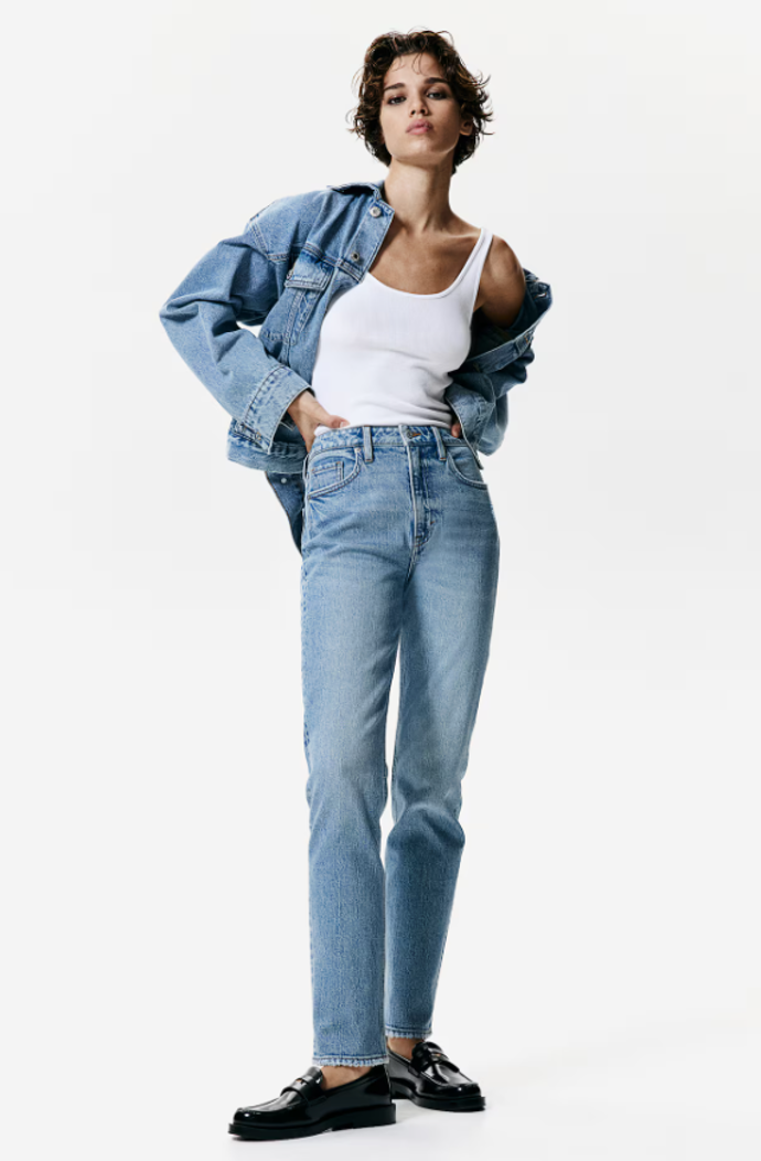 Slim Straight High Ankle Jeans, H&M, 599 Kč
Slim Straight High Ankle Jeans, H&M, 599 Kč