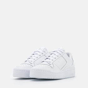 Adidas 2400 Kč
