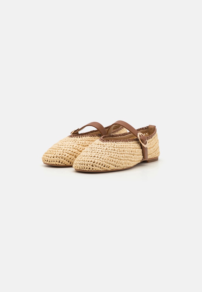 Tkané baleríny, Aldo, 1670 Kč
Tkané baleríny, Aldo, 1670 Kč