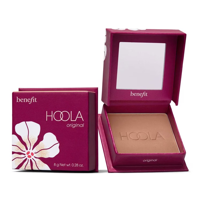 Bronzer, Benefit Cosmetics, 1050 Kč
Bronzer, Benefit Cosmetics, 1050 Kč