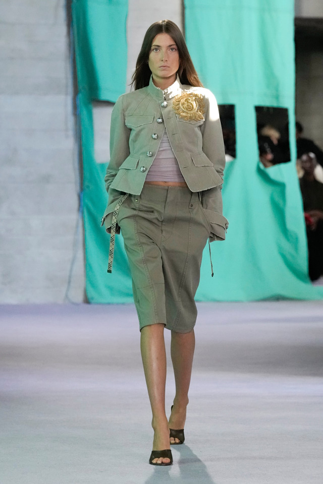Burberry - SS2025
