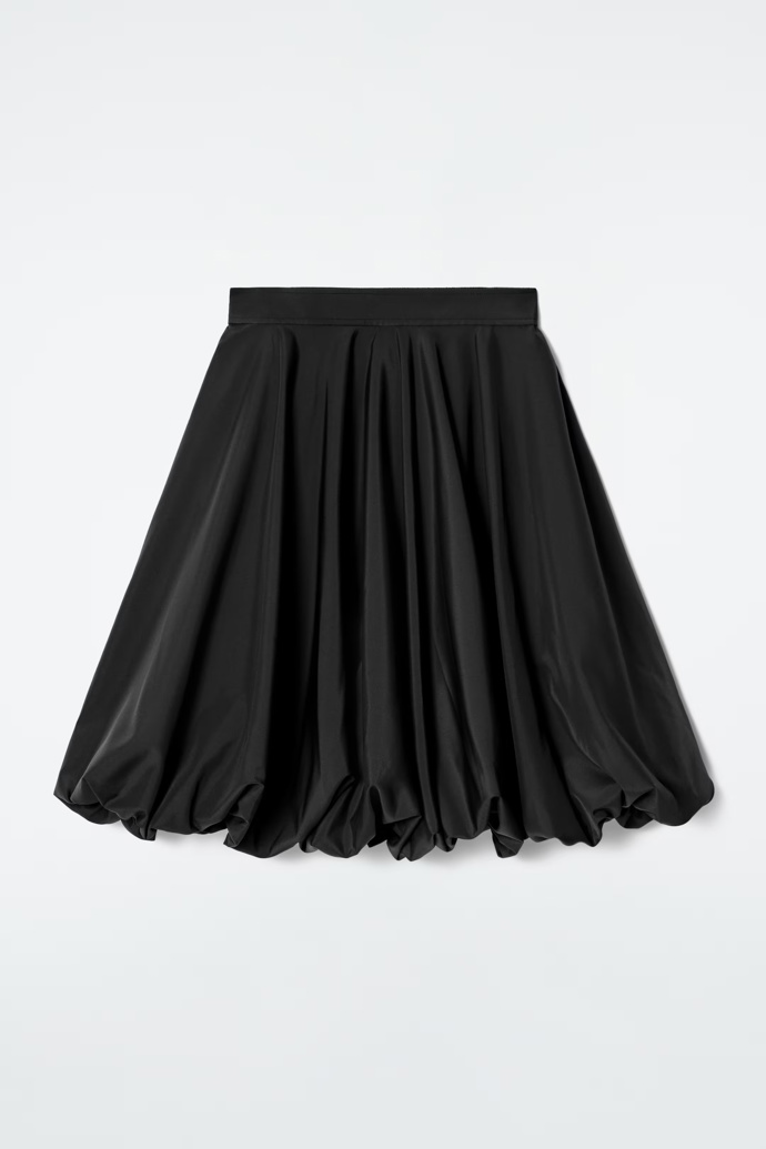 COS, 2750 Kč, hm.com
COS, 2750 Kč, hm.com
